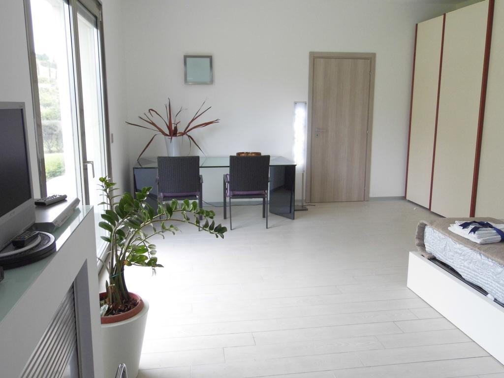 Fiore Dell'Etna Appartement Santa Venerina Buitenkant foto
